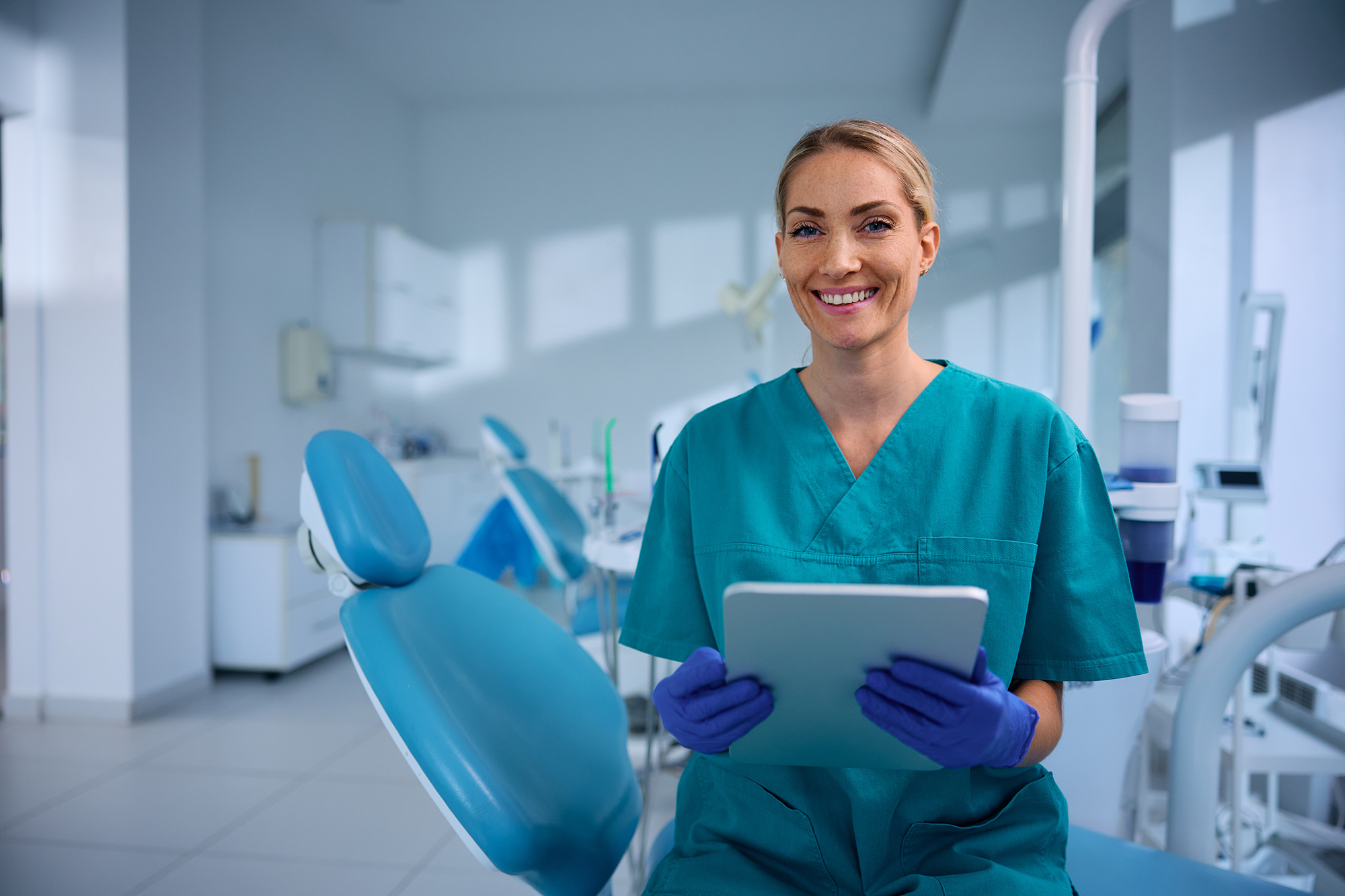 Botox training for dentists Montreal - Professional consultation at AMEQ Academy